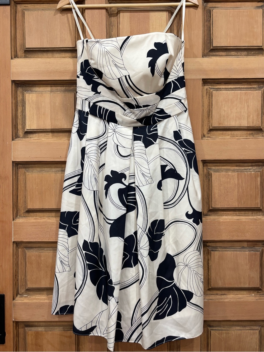Ann Taylor Strapless White and Navy Floral Fit & Flare Dress